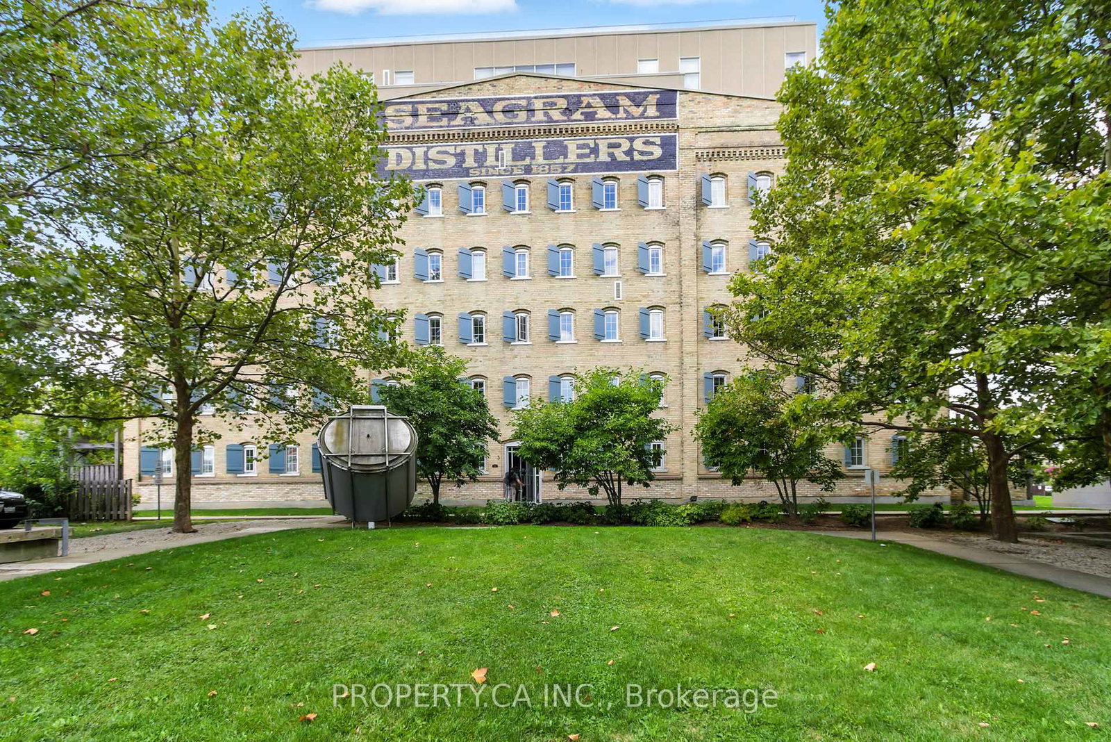 5-father-david-bauer-drive-waterloo-ontario-x12403645