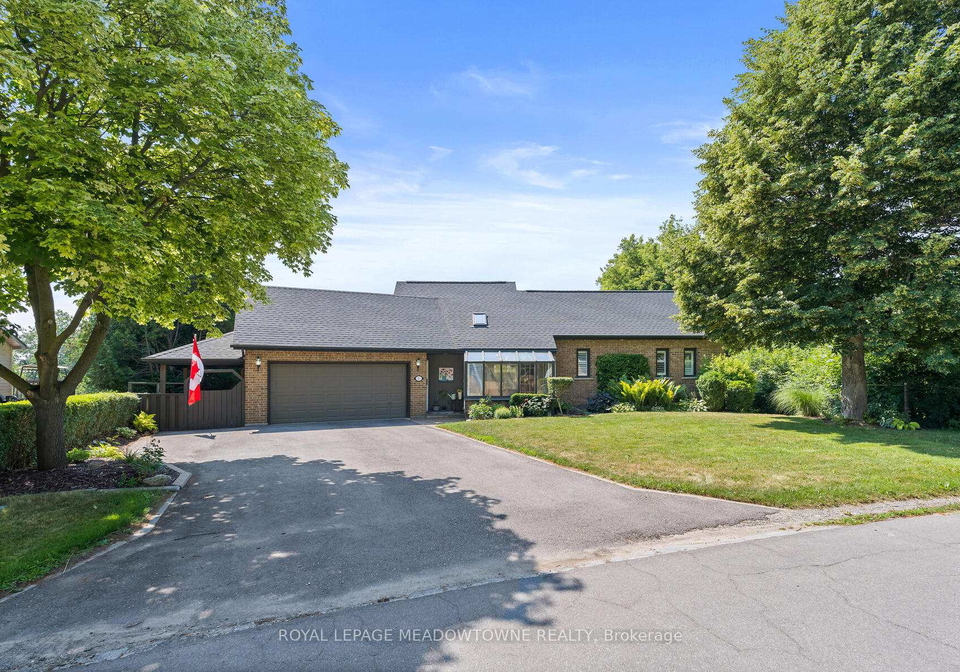 1-lea-crescent-erin-ontario-x12403819