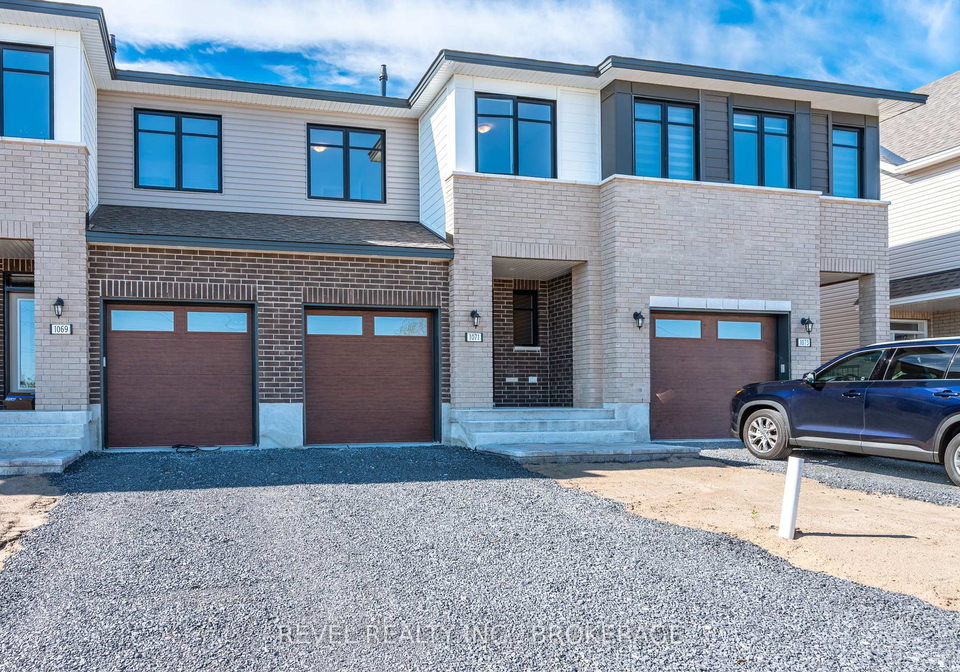 1071-barrow-avenue-kingston-ontario-x12403863