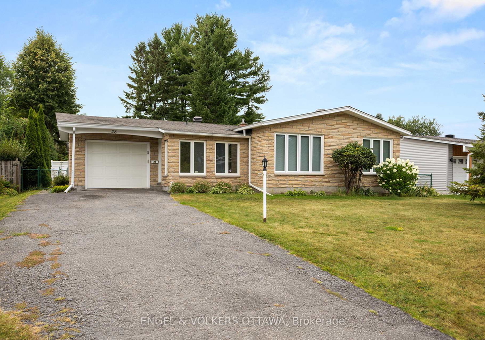 28-parker-avenue-ottawa-ontario-x12403881