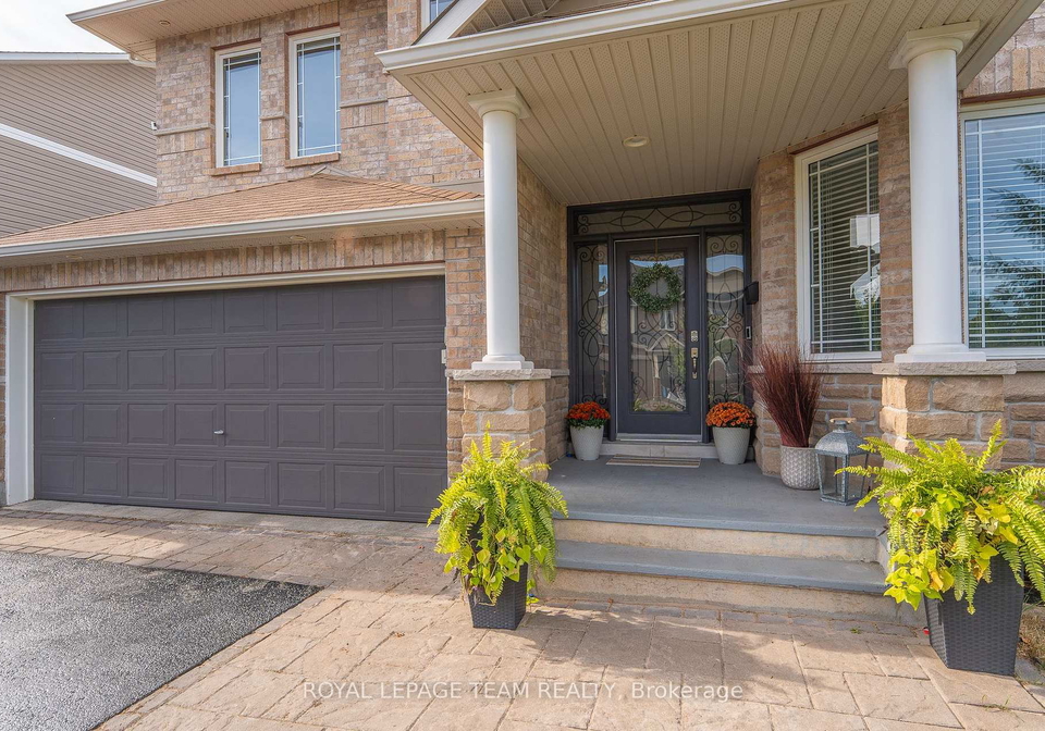 500-teskiwa-crescent-kanata-ontario-x12403887