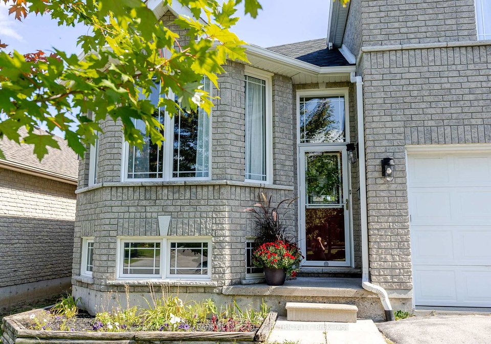 1904-giles-avenue-peterborough-ontario-x12403901