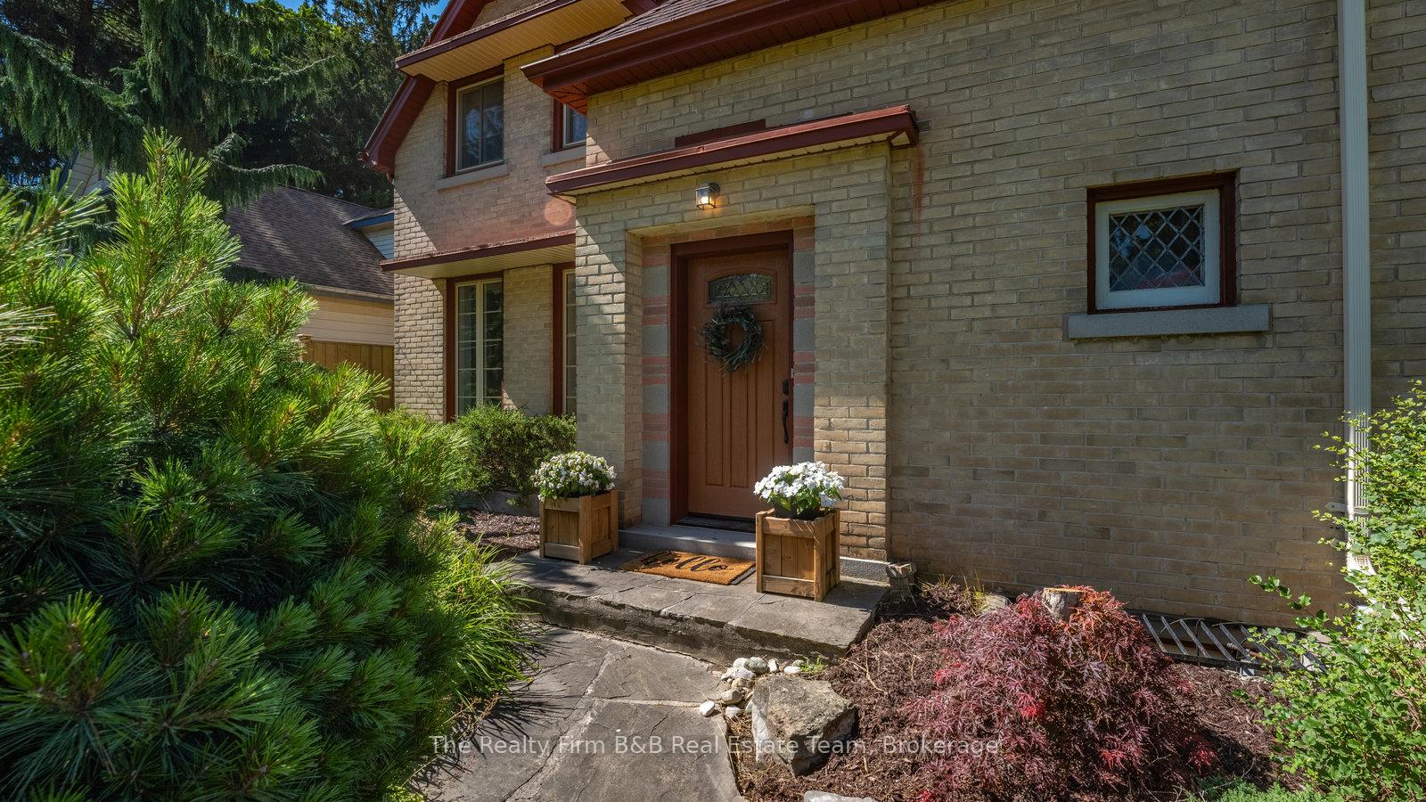 459-devonshire-avenue-woodstock-ontario-x12404021