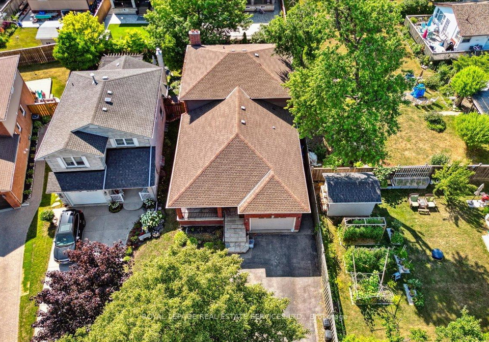6-grandview-avenue-hamilton-ontario-x12404084