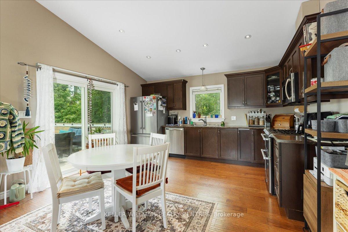 31-durham-street-e-kawartha-lakes-ontario-x12404085