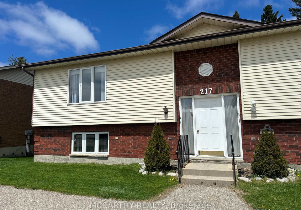 217-sarah-court-shelburne-ontario-x12404102