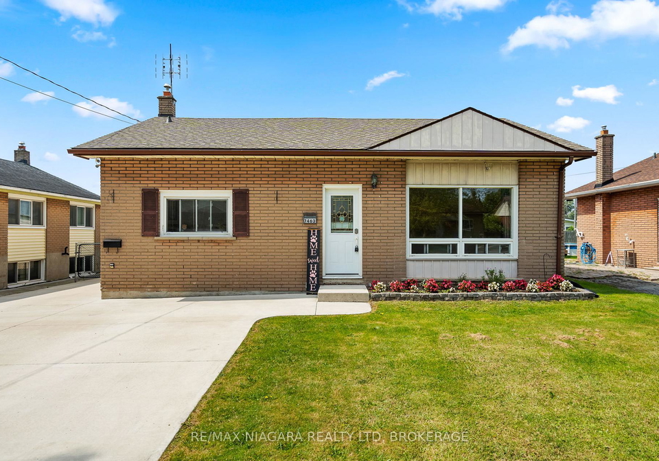 7463-marieclaude-avenue-niagara-falls-ontario-x12404439