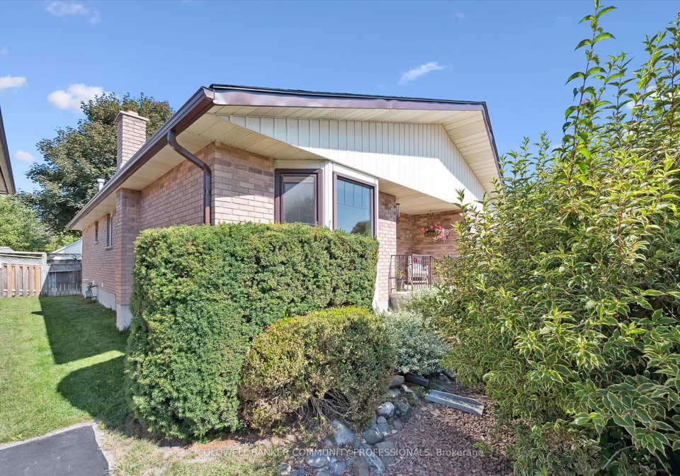 322-conservation-drive-waterloo-ontario-x12404487