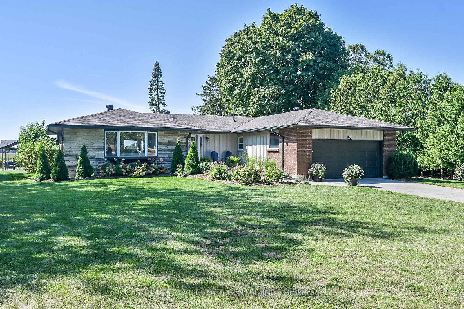 2121-golf-club-road-hamilton-ontario-x12404492