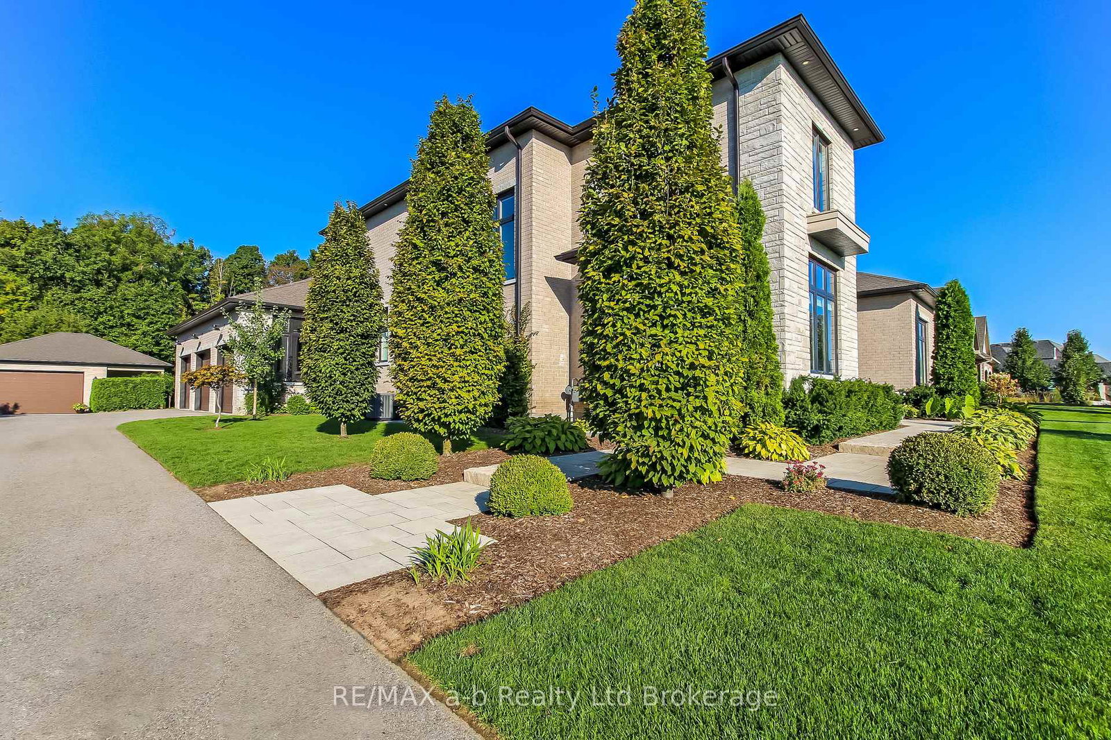 48-otterview-drive-norwich-ontario-x12404493
