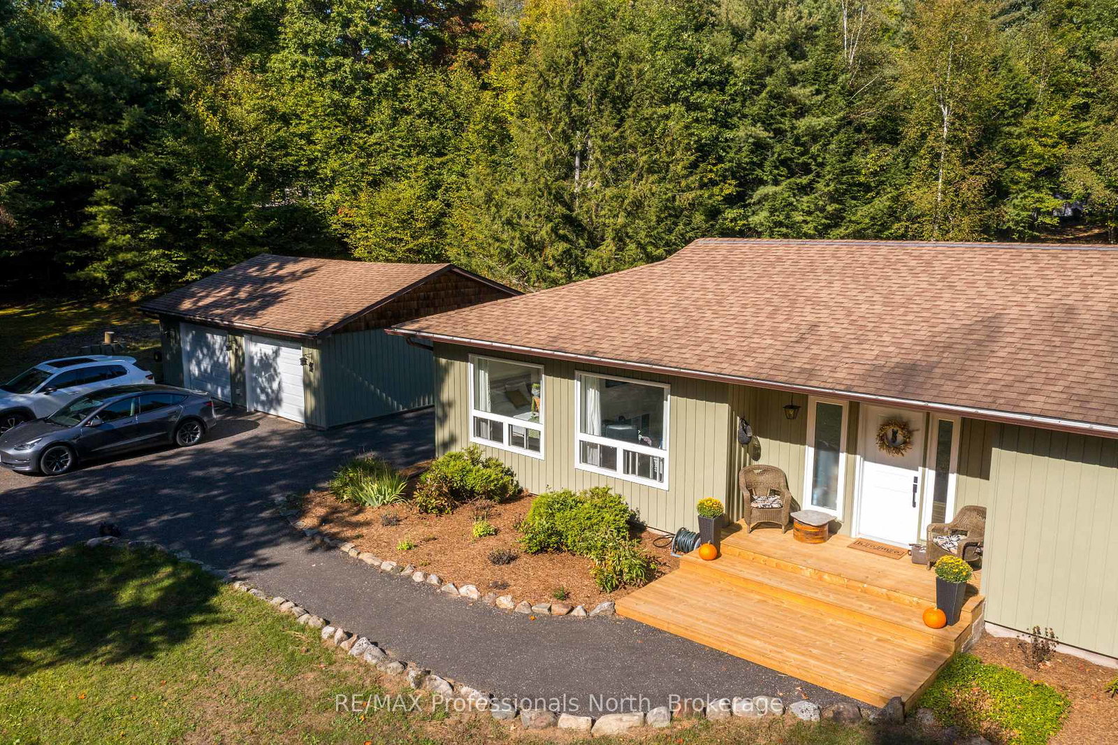106-ladell-heights-crescent-huntsville-ontario-x12404622