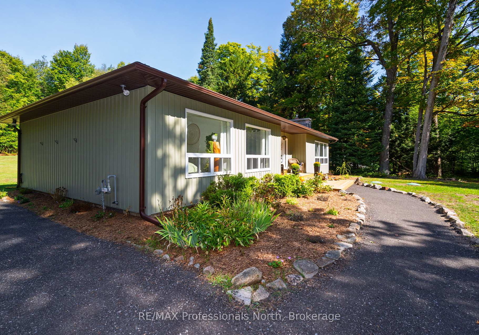 106-ladell-heights-crescent-huntsville-ontario-x12404622
