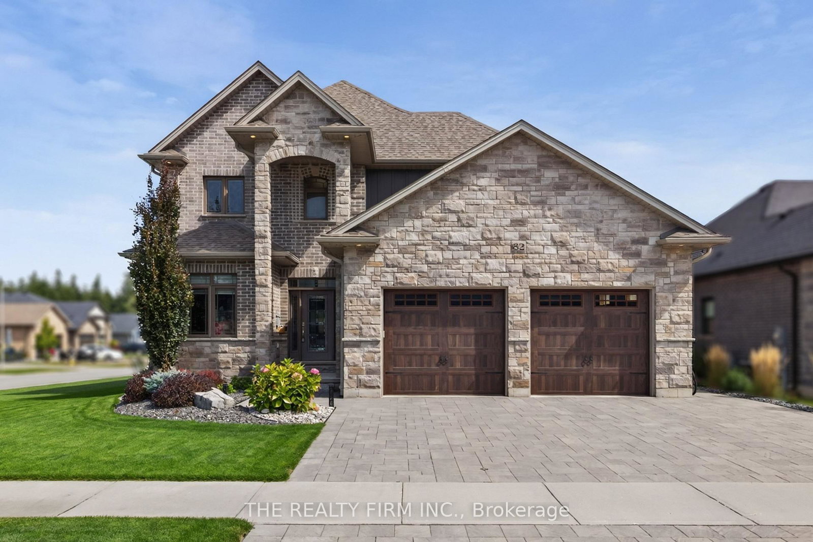82-ashby-crescent-strathroy-caradoc-ontario-x12404647