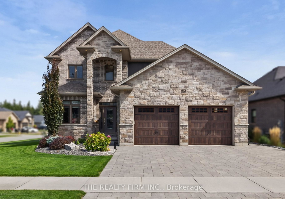 82-ashby-crescent-strathroy-caradoc-ontario-x12404647