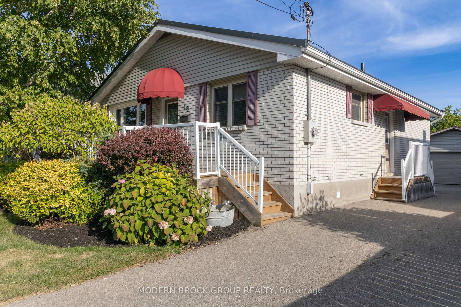 19-amy-street-brockville-ontario-x12404753