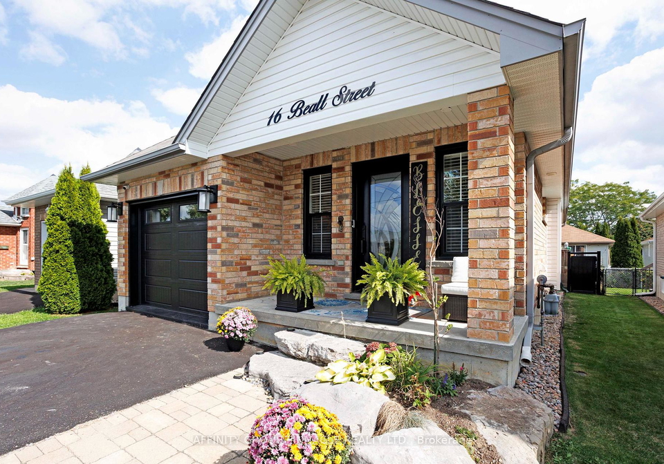 16-beall-street-kawartha-lakes-ontario-x12404904