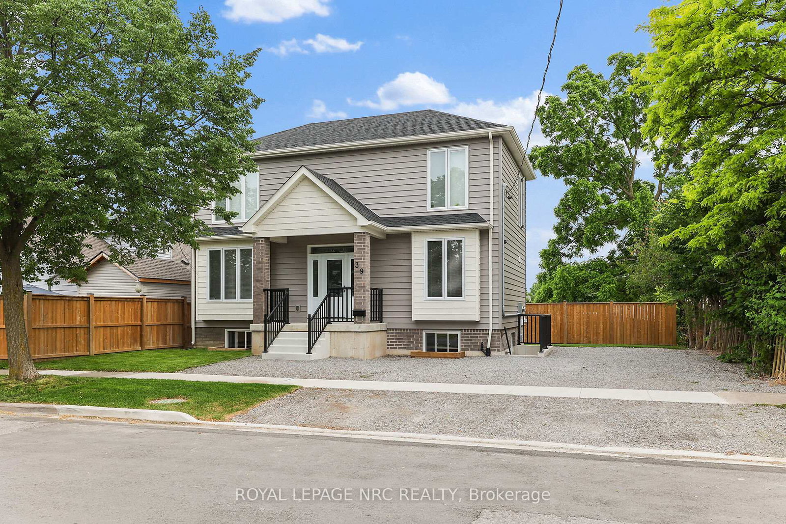 39-grove-avenue-st-catharines-ontario-x12404951