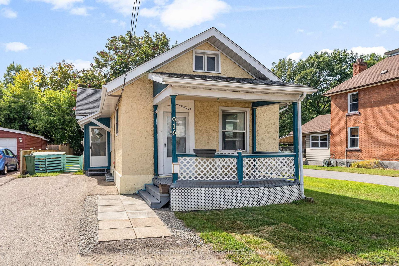 916-street-w-pembroke-ontario-x12404982
