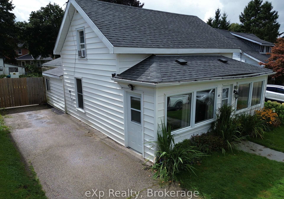 34-queen-street-grey-highlands-ontario-x12405015