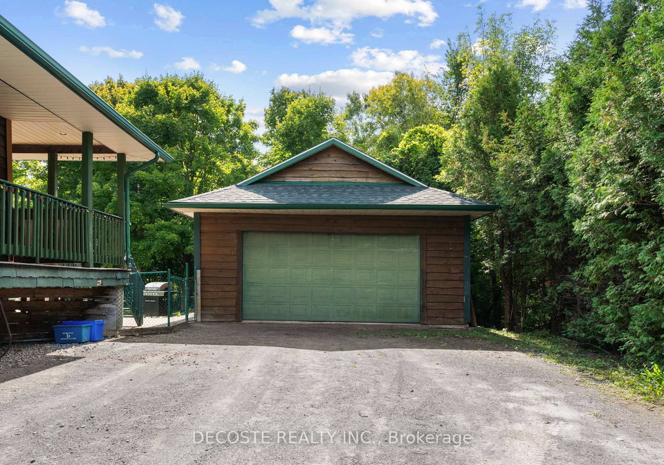 20646-county-25-road-south-glengarry-ontario-x12405131
