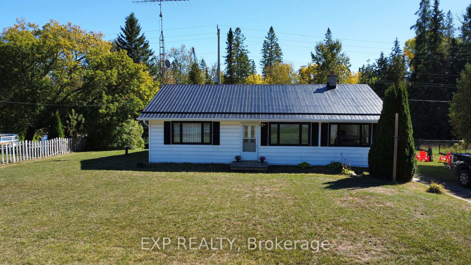 17851-highway-60-highway-madawaska-valley-ontario-x12405314