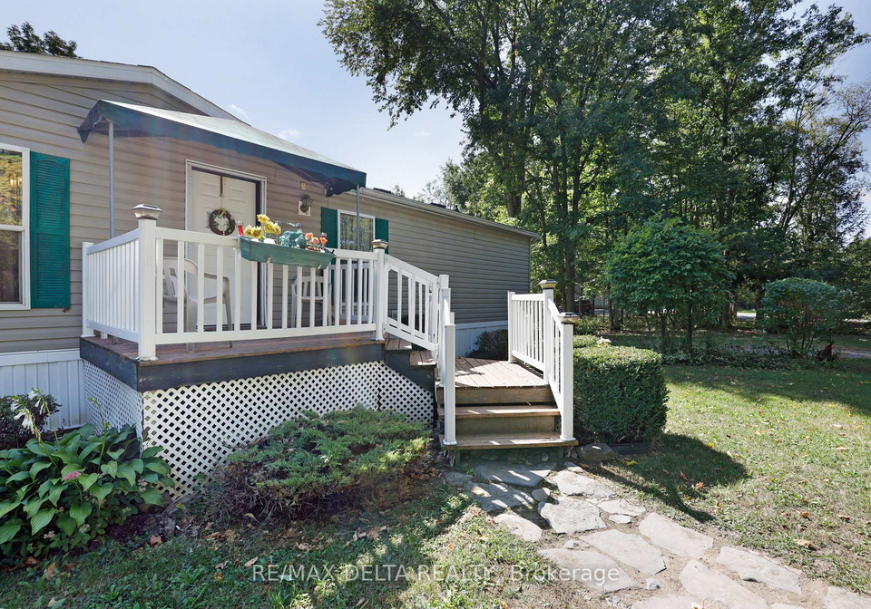 15270-concession-8-9-road-north-stormont-ontario-x12405626