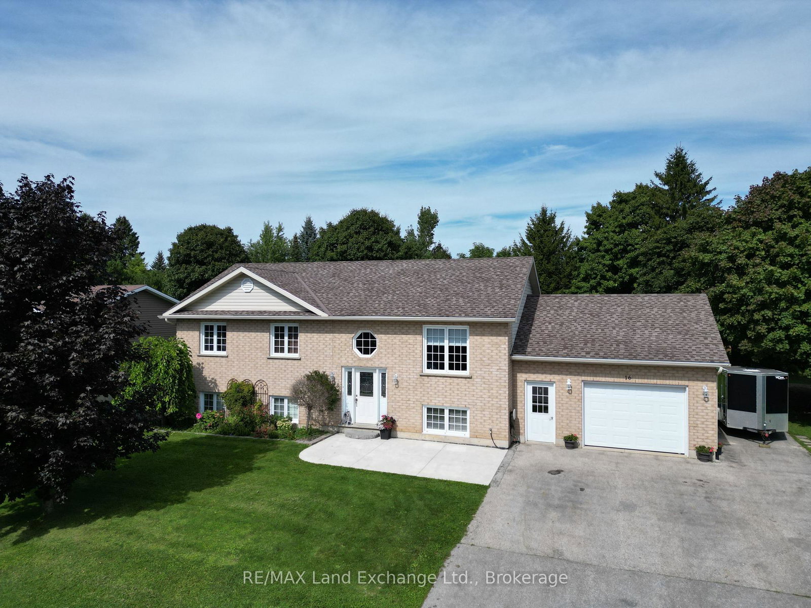 16-maple-street-kincardine-ontario-x12405695