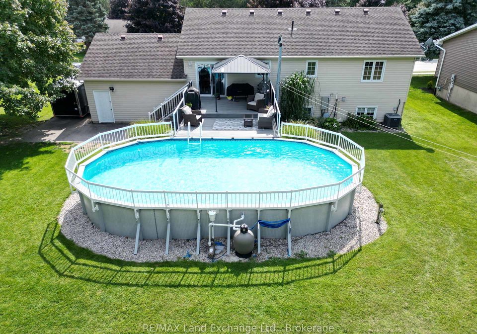 16-maple-street-kincardine-ontario-x12405695