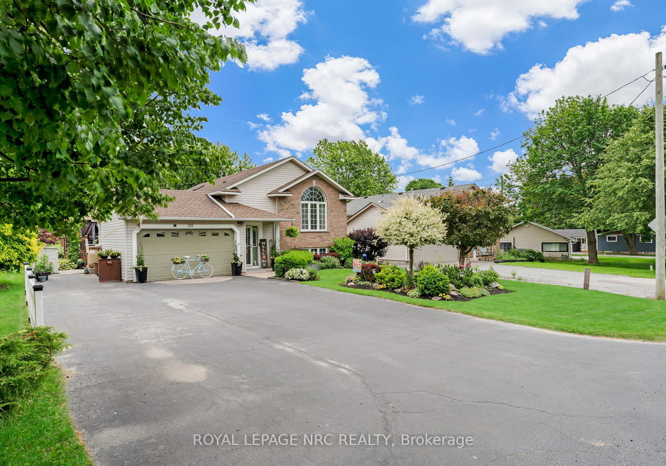 228-ridge-road-s-fort-erie-ontario-x12405859