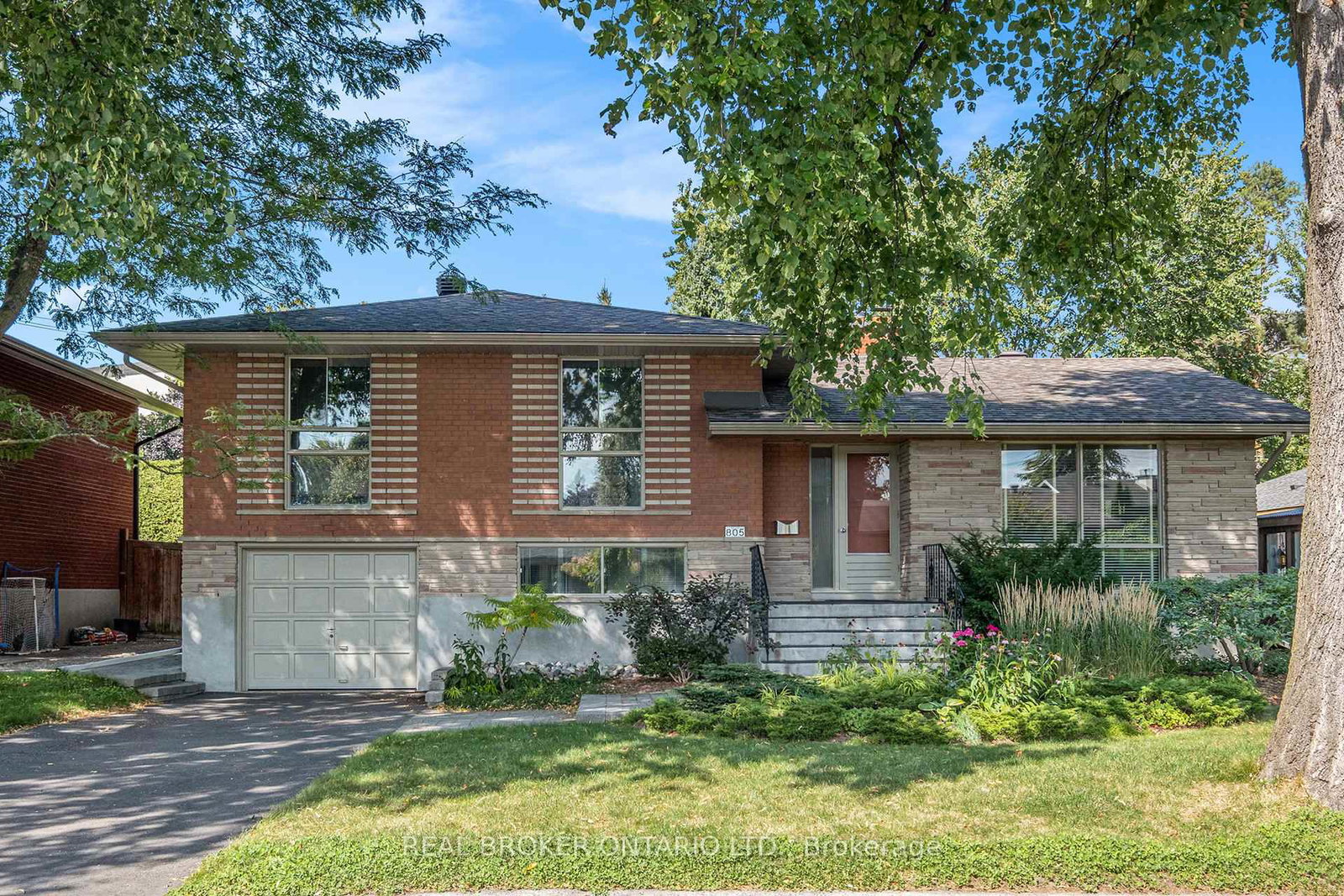 805-nicholson-avenue-ottawa-ontario-x12405897