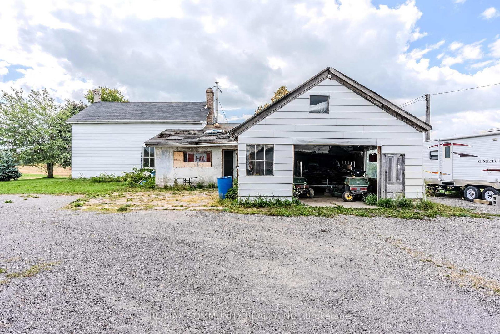754-porter-road-kawartha-lakes-ontario-x12405917