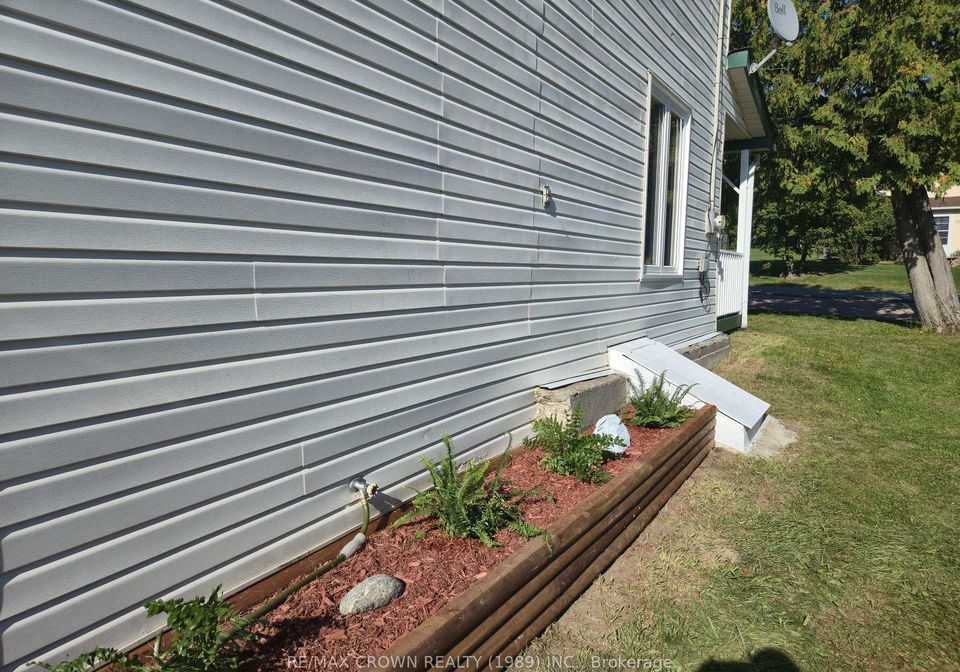 225-yonge-street-bonfield-ontario-x12405940