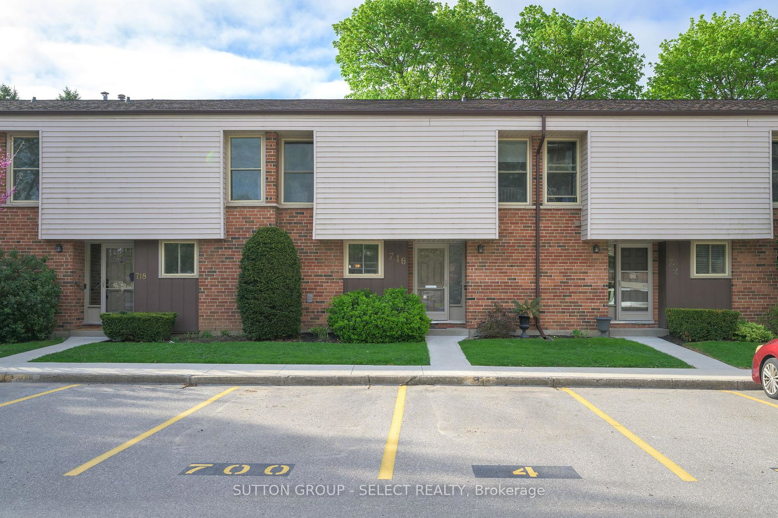 716-fanshawe-park-road-e-london-north-ontario-x12406036