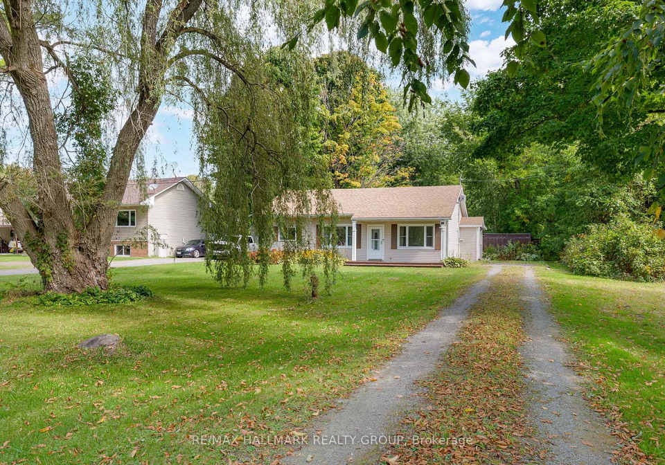 2063-county-road-44-edwardsburghcardinal-ontario-x12406155