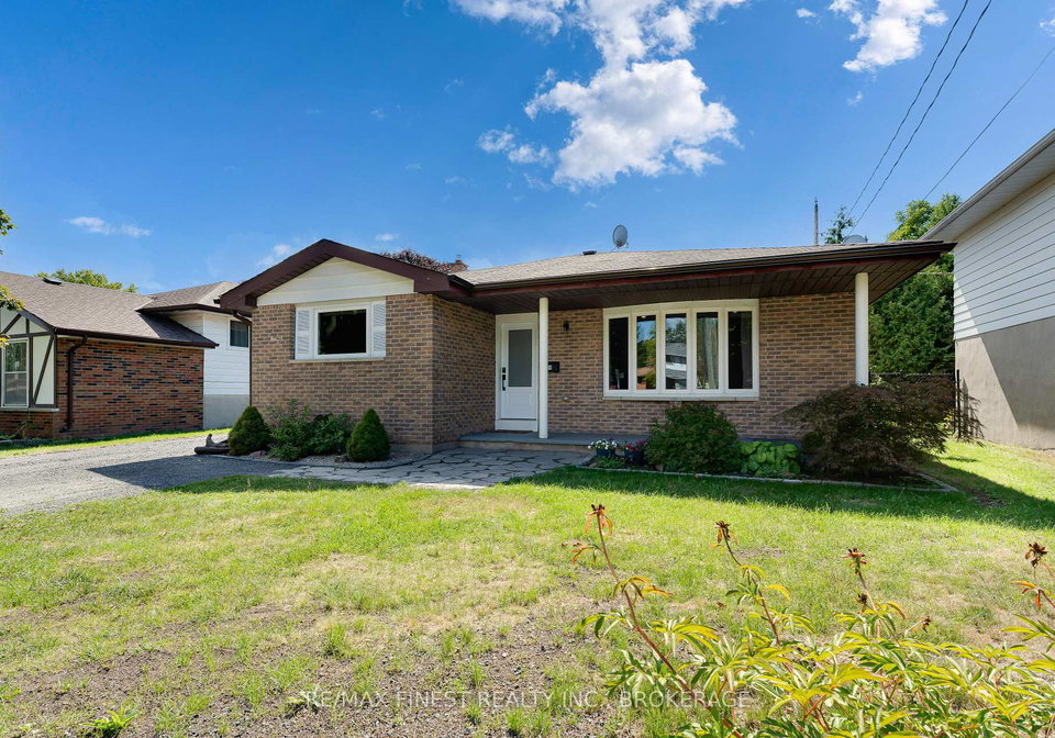204-queen-street-greater-napanee-ontario-x12406243