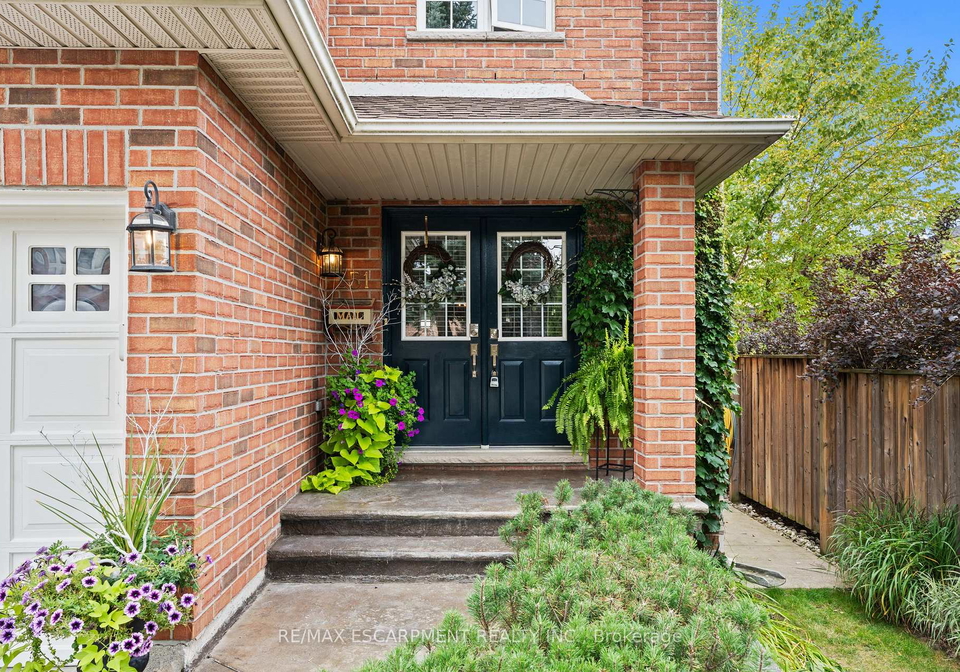 251-hawkswood-trail-hamilton-ontario-x12406718