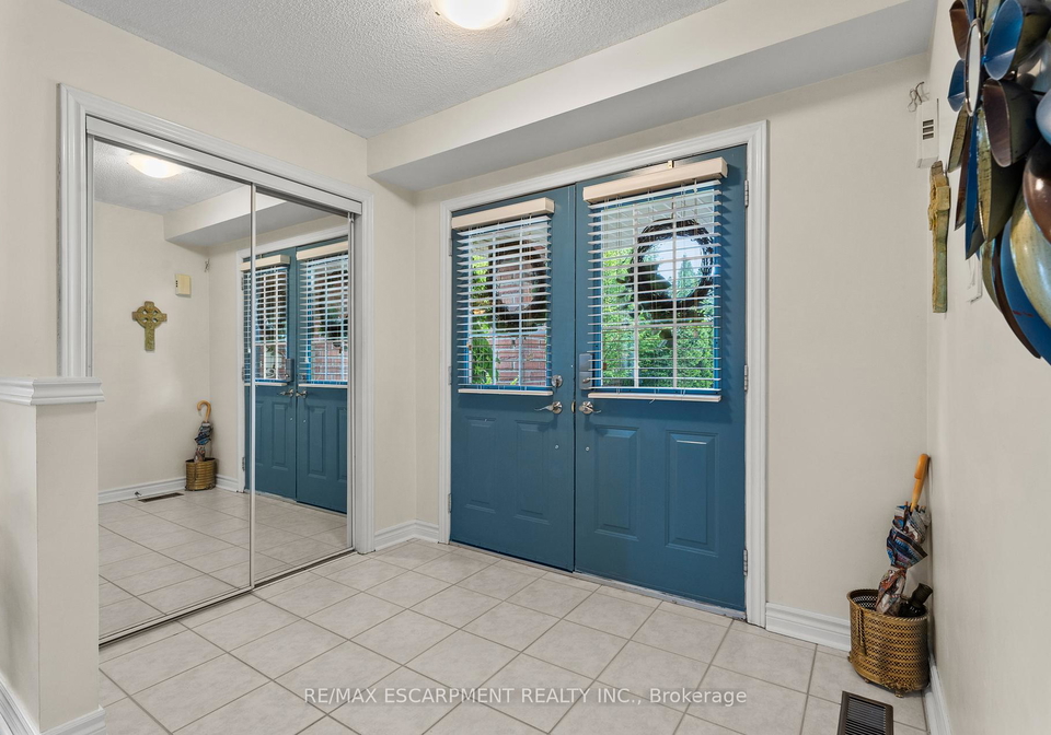 251-hawkswood-trail-hamilton-ontario-x12406718