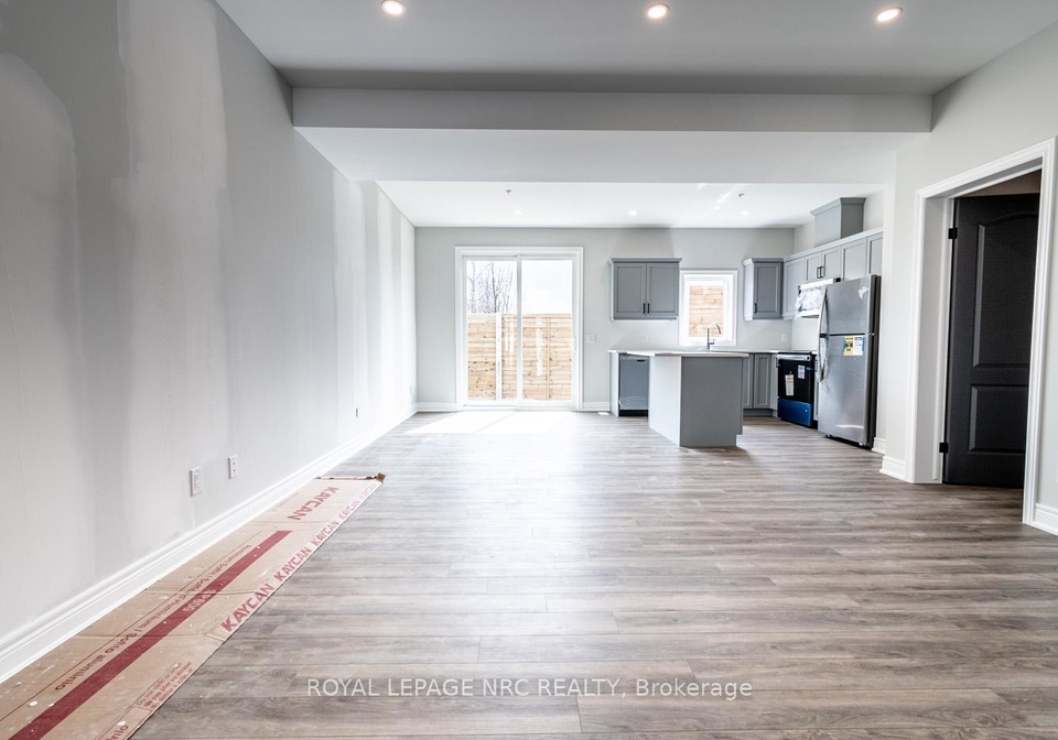 121a-moffatt-street-st-catharines-ontario-x12406744