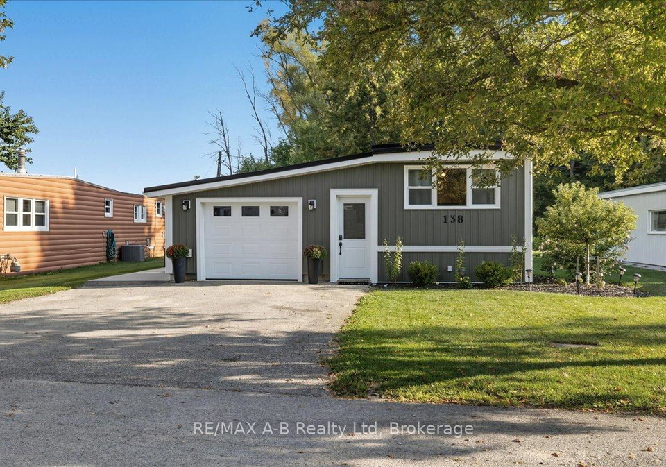 138-ash-street-perth-east-ontario-x12406983