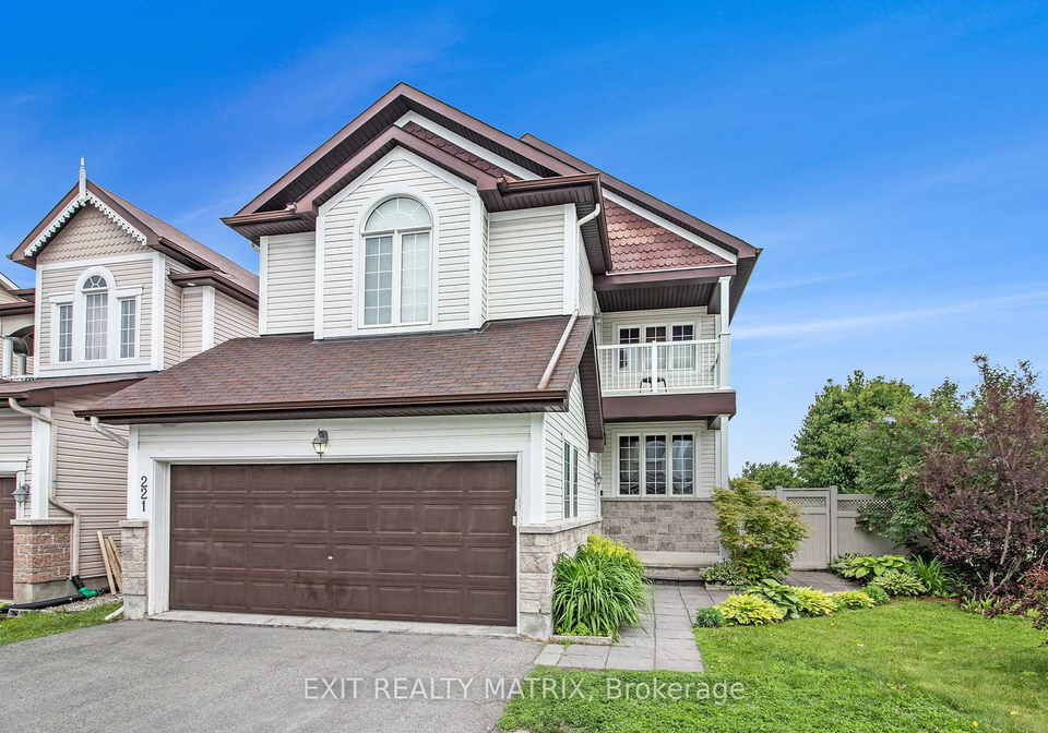221-hillpark-high-street-ottawa-ontario-x12406996