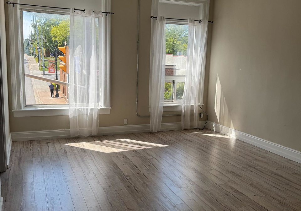 4973-king-street-lincoln-ontario-x12407101