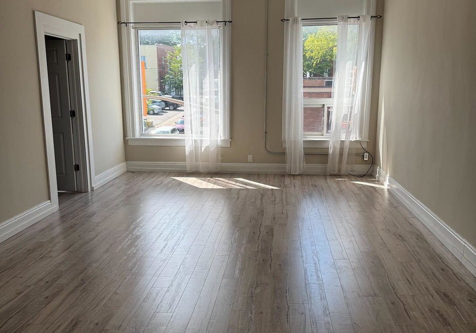 4973-king-street-lincoln-ontario-x12407101