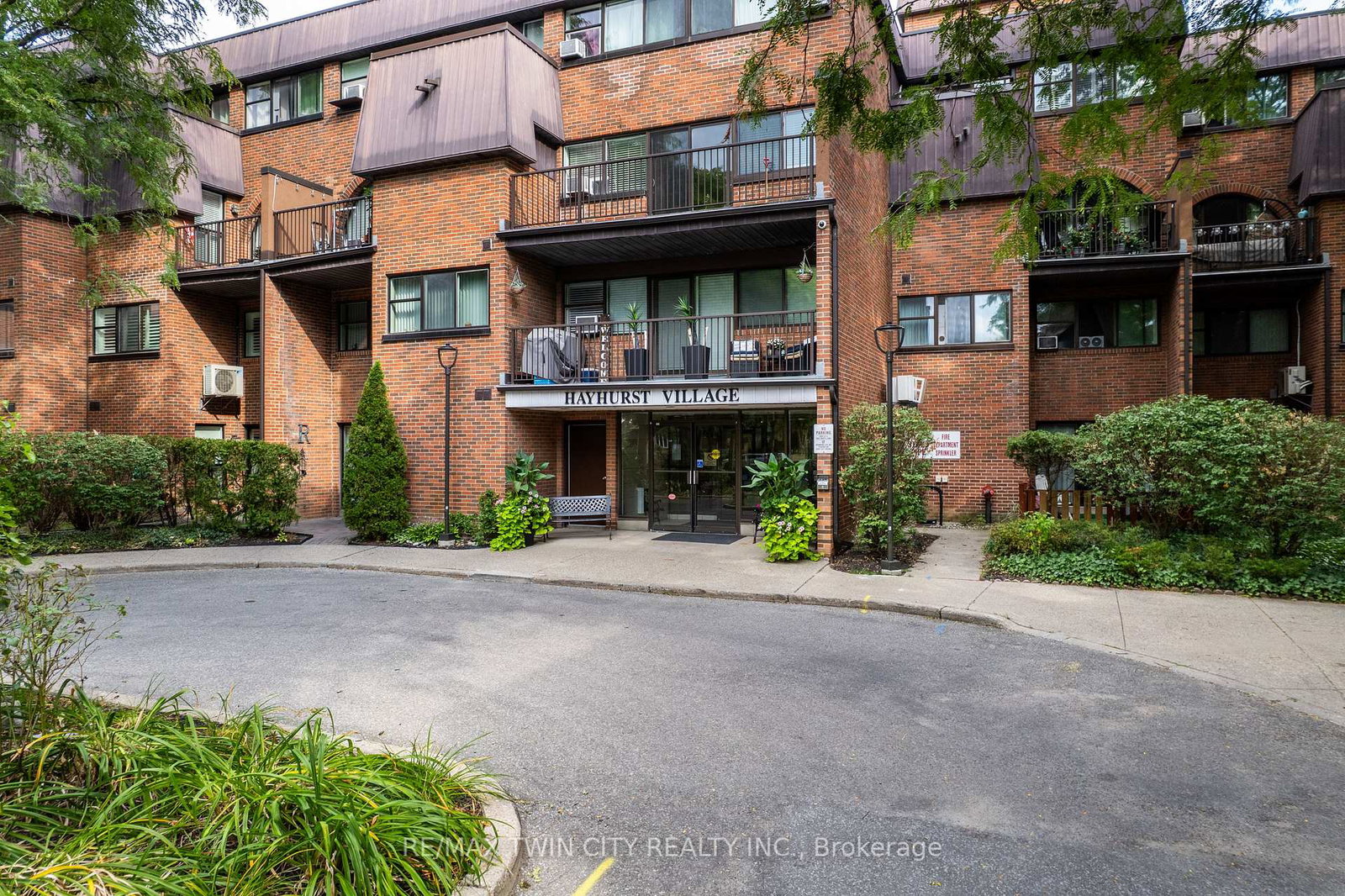 36-hayhurst-road-brantford-ontario-x12407139