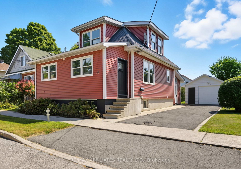 10-alvin-street-perth-ontario-x12407192