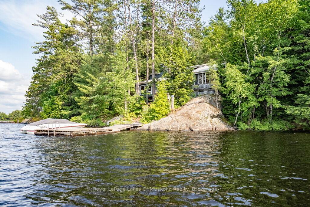 3-island-15kl-gravenhurst-ontario-x12407257