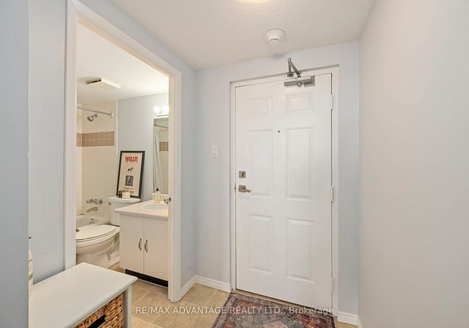 155-kent-street-london-east-ontario-x12407291