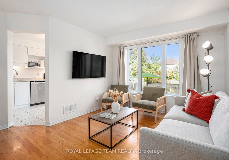 174-colliston-crescent-ottawa-ontario-x12407395