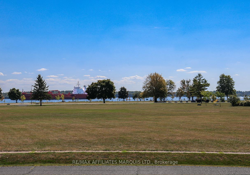 48-park-avenue-south-dundas-ontario-x12407628