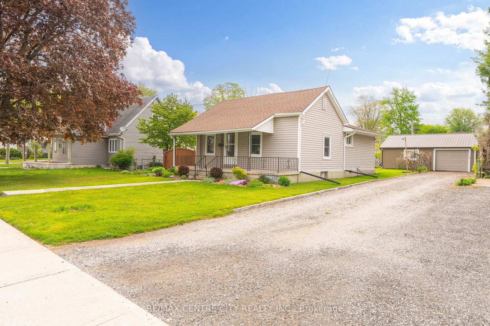 70-scott-street-w-strathroy-caradoc-ontario-x12407647