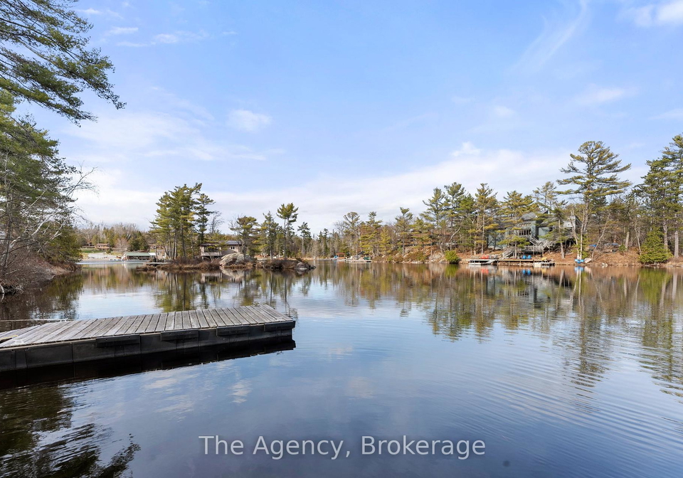 29-fire-route-79b-trent-lakes-ontario-x12407816